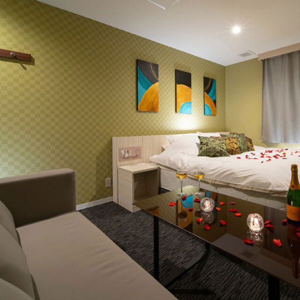 奈良 - デザインホテル グラマーラリゾート 香芝店